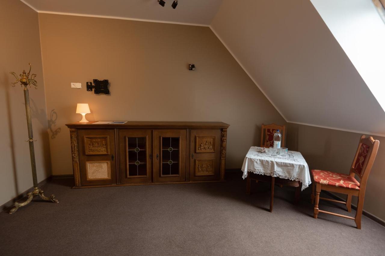 Aiakeskuse Hostel Rakvere Zewnętrze zdjęcie